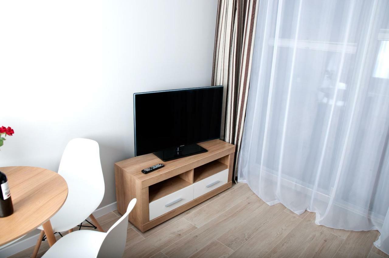 Apartament Ikar - 2 Pokojowy Przy Morzu Z Balkonem Pobierowo Exterior photo